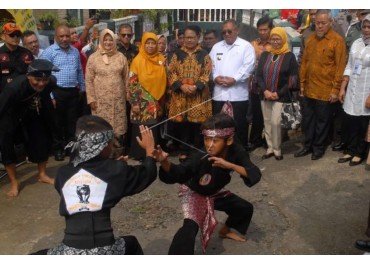 Rumah Sahabat Ibu dan Anak pertama di Indonesia diresmikan di Sukabumi